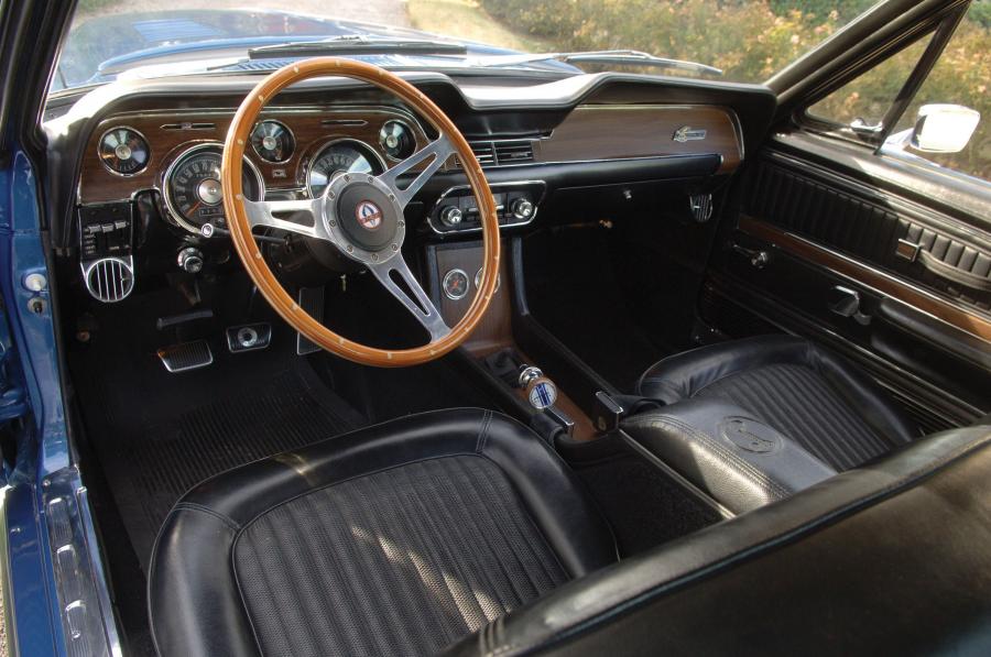  Shelby GT500 KR Fastback 1968 года  (фото 38 из 40)